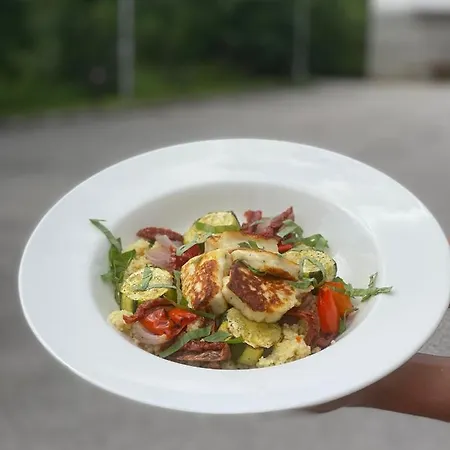 Hotel Lyzarska Bouda Domovina 3*