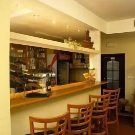 Lyzarska Bouda Domovina 3* スピンドレルフ・ムリン