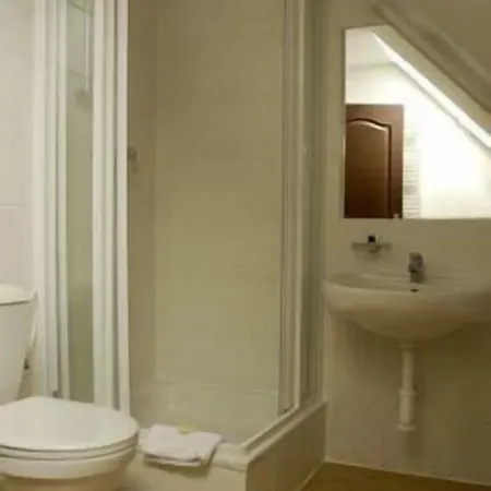 Lyzarska Bouda Domovina 3* Spindleruv Mlyn