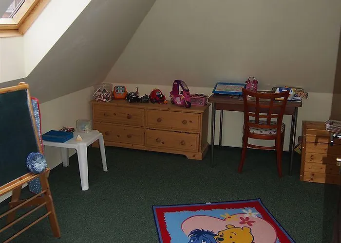 Отель Lyzarska Bouda Domovina 3*